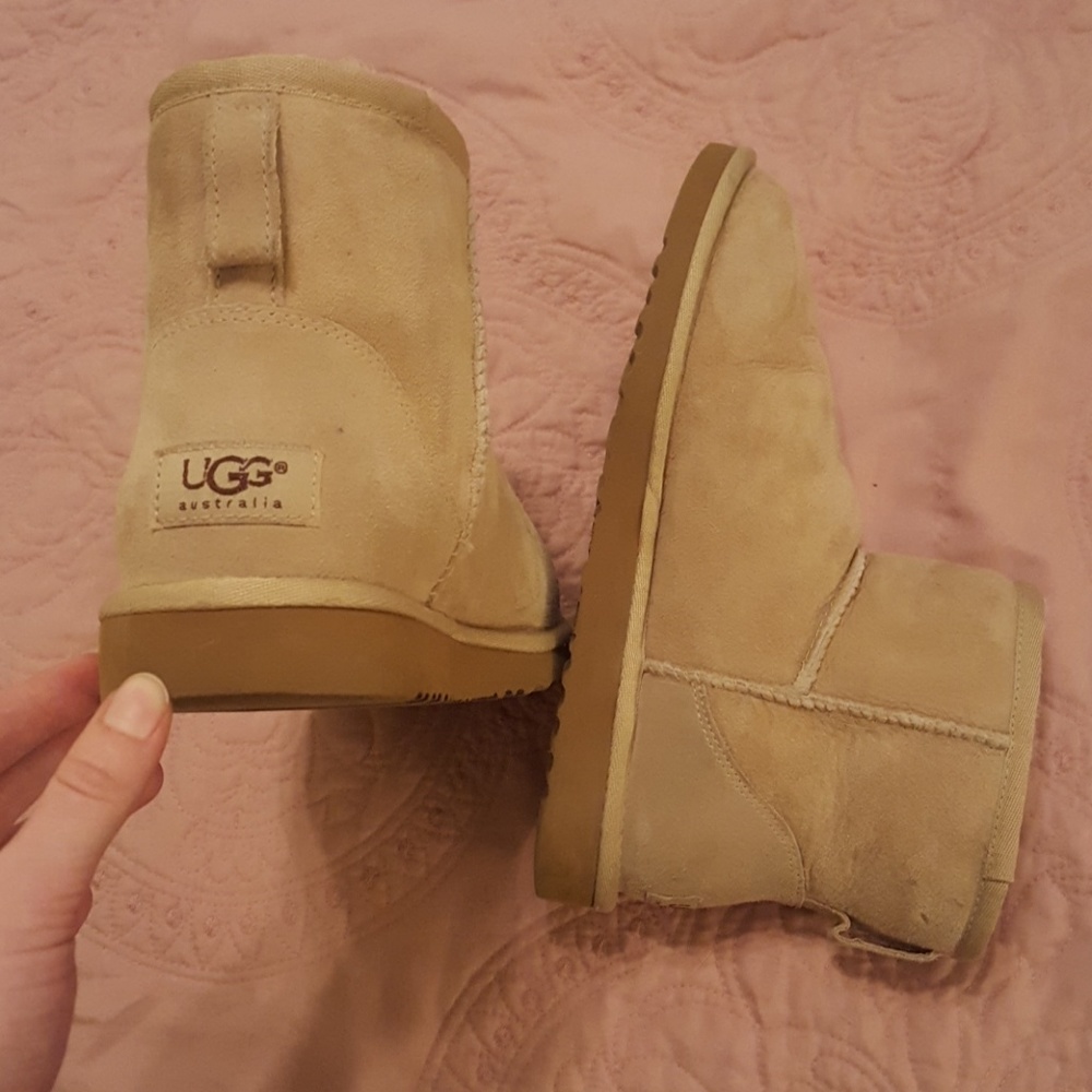 Ugg light beige boots